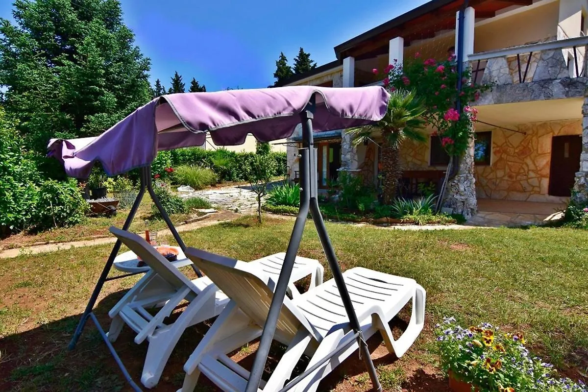 Apartment Savudrija 13589A