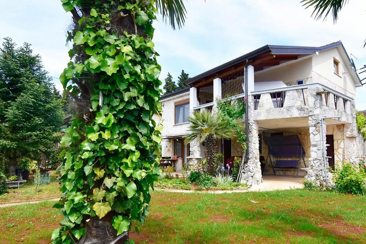 Apartment Savudrija 13589A